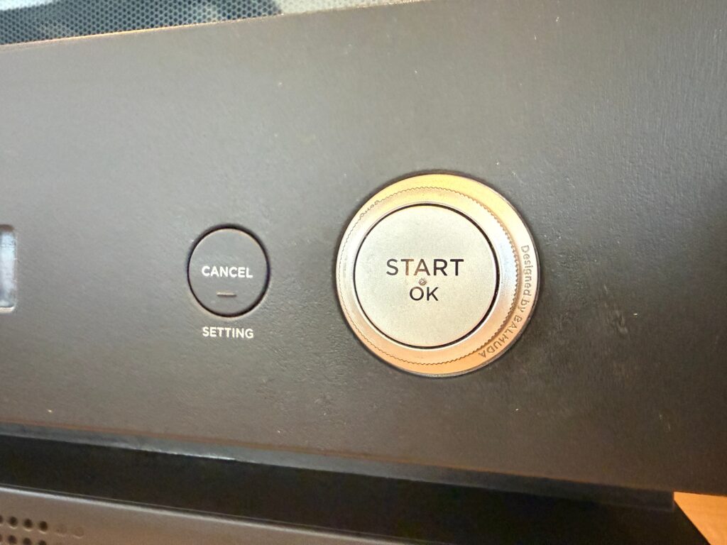 バルミューダ ザ・レンジ 操作パネル「START OK」「CANCEL」英語表記